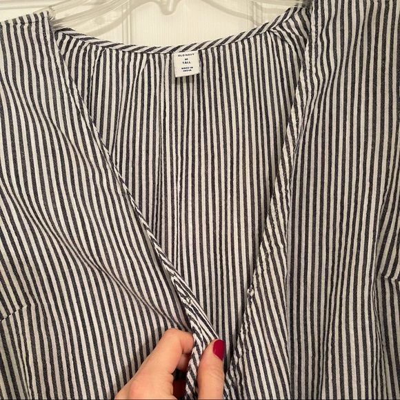 Blue & white seersucker stripe wrap top, Tall Medium - Picture 6 of 6